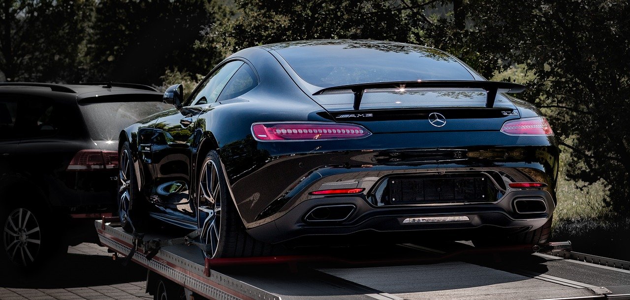mercedes-benz-amg-gts sur remorque