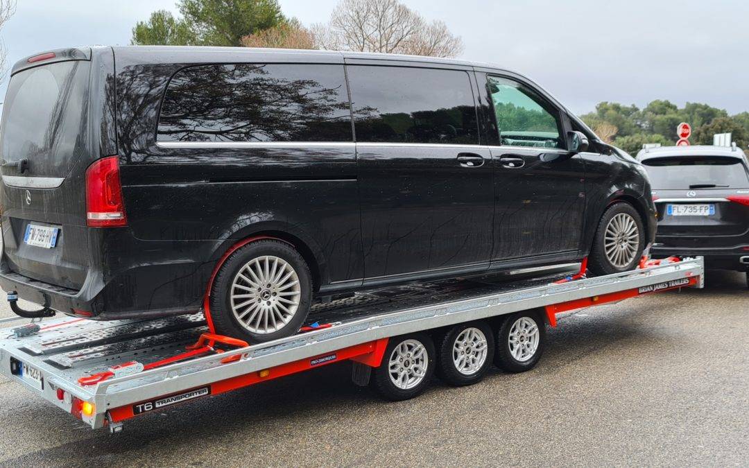 Transport sur remorque Mercedes-Benz