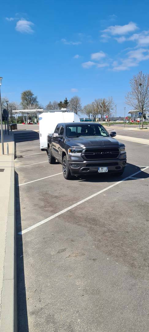 DOGE RAM + Remorque RT6